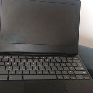 Lenovo IdeaPad 3 CB 11IGL05 (Black)